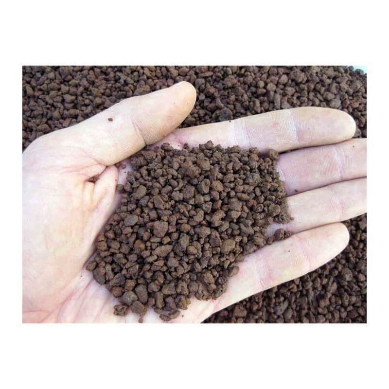 Lapillo vulcanico rosso, lava vulcanica 3/5 mm (1 kg - 1,1 lt) Lapillo vulcanico rosso, lava vulcanica 3/5 mm (1 kg - 1,1 lt)